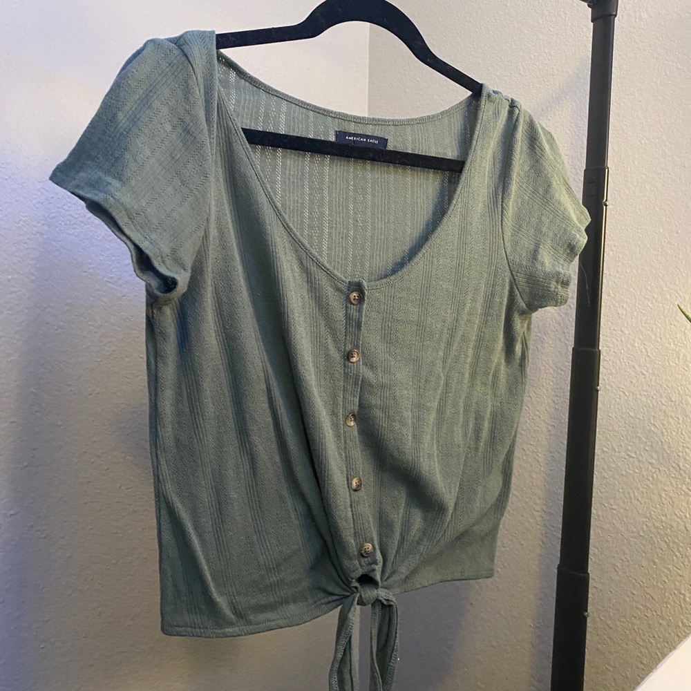 AE green button up tie front top